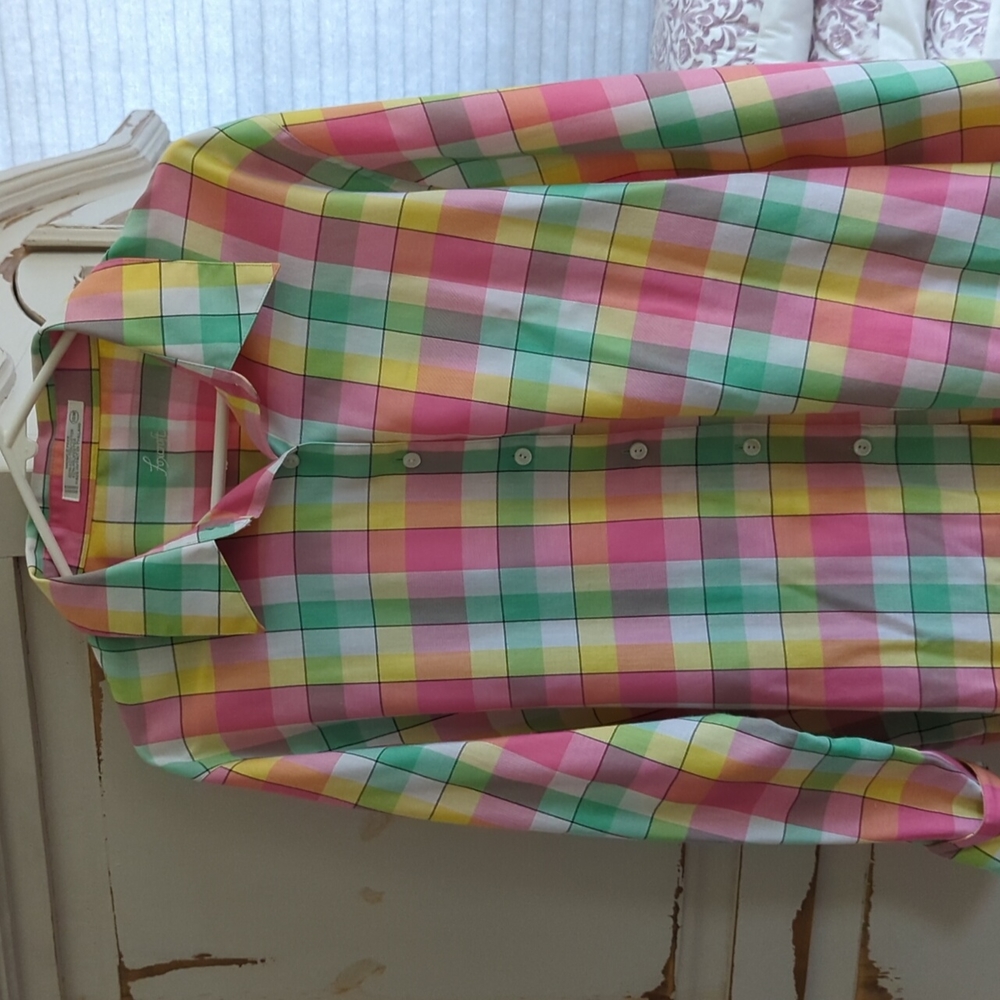 Foxcroft women’s checked  button up blouse Size 16W